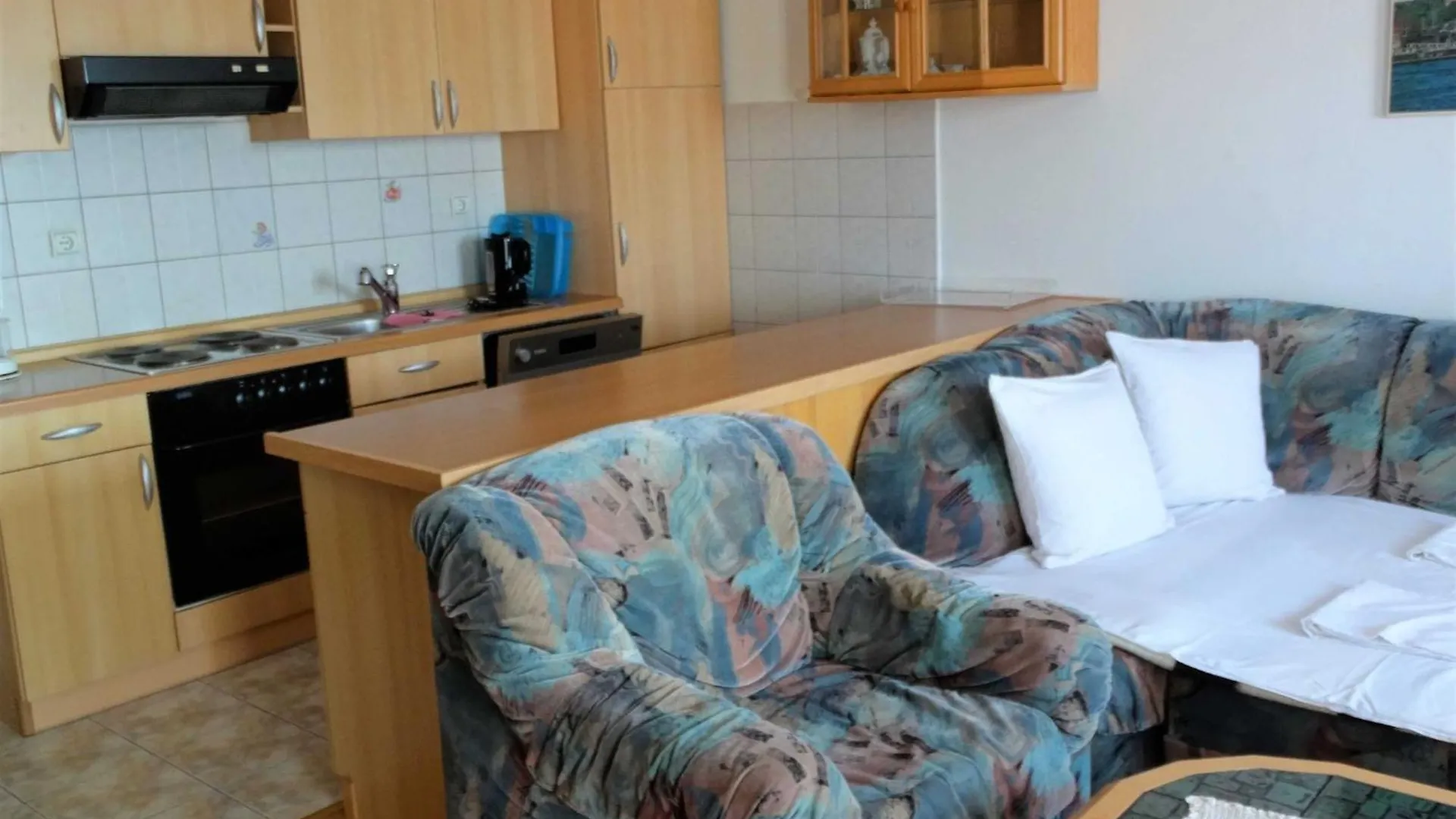 Cozy Retreats In Crikvenica Quiet Neighborhood Apartment